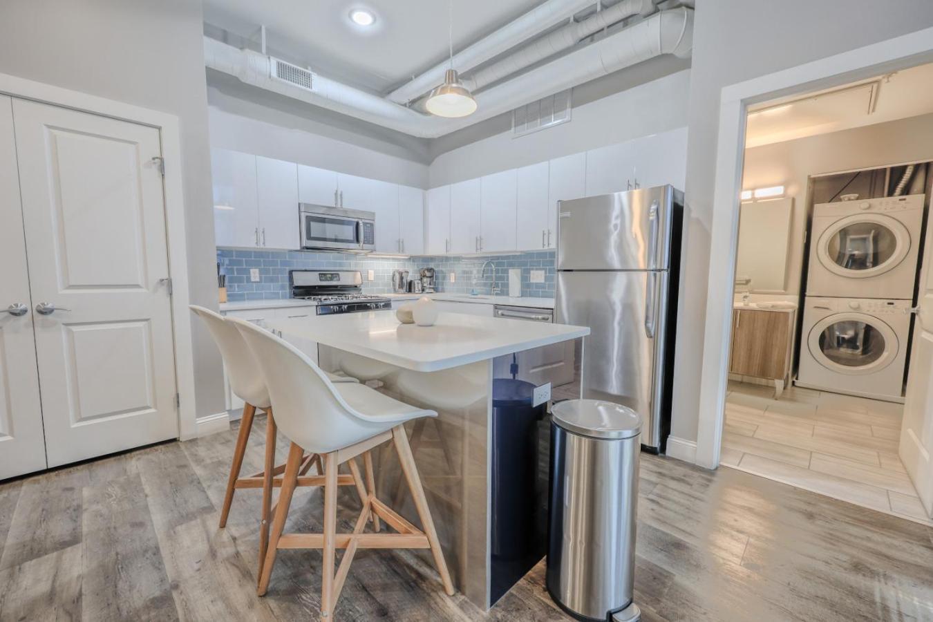 Pet Friendly Downtown Elevator Washer Dryer Appartamento